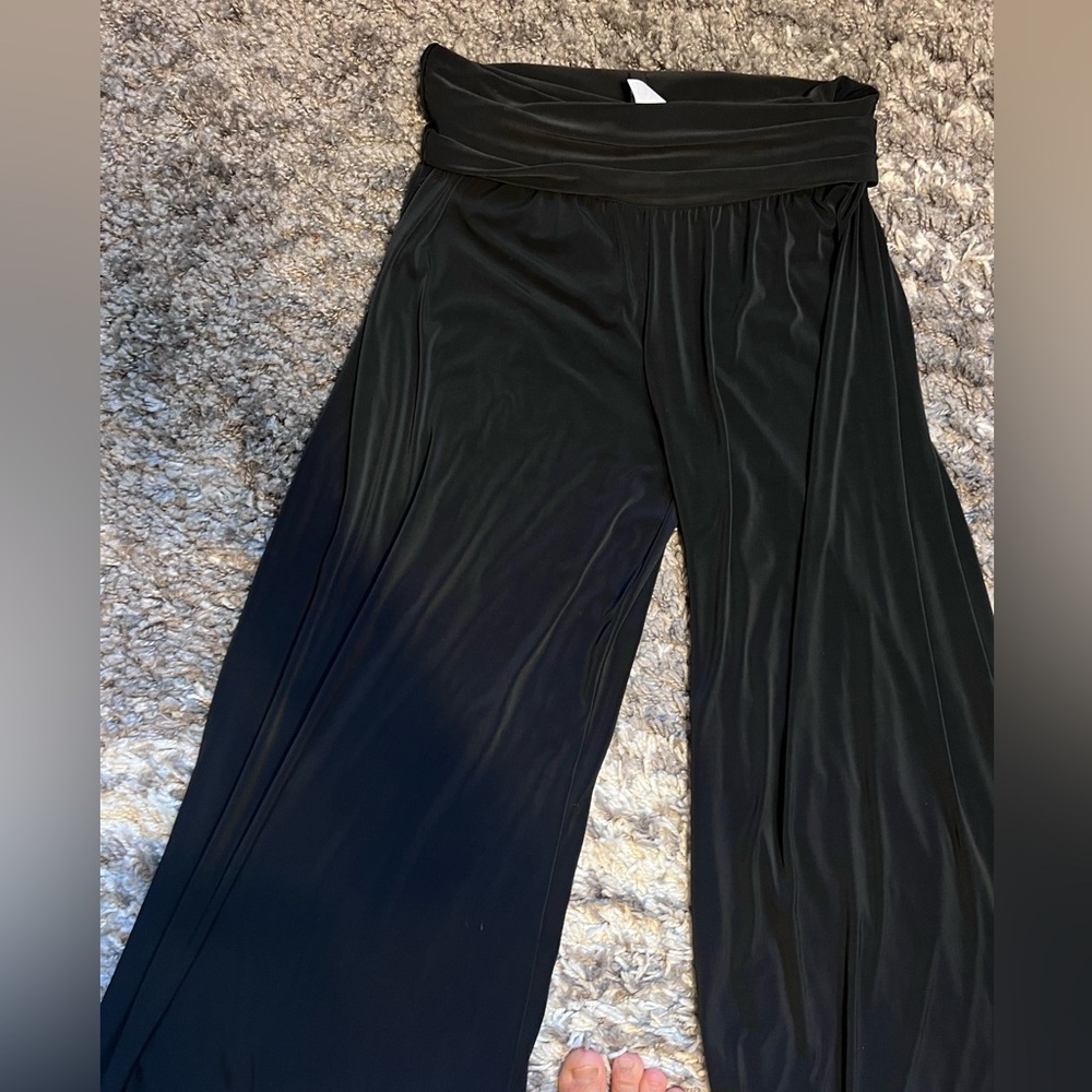 Elegant Black Wide-Leg Women's Pants